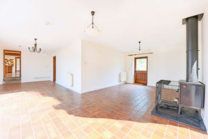 Sitting room - click for photo gallery